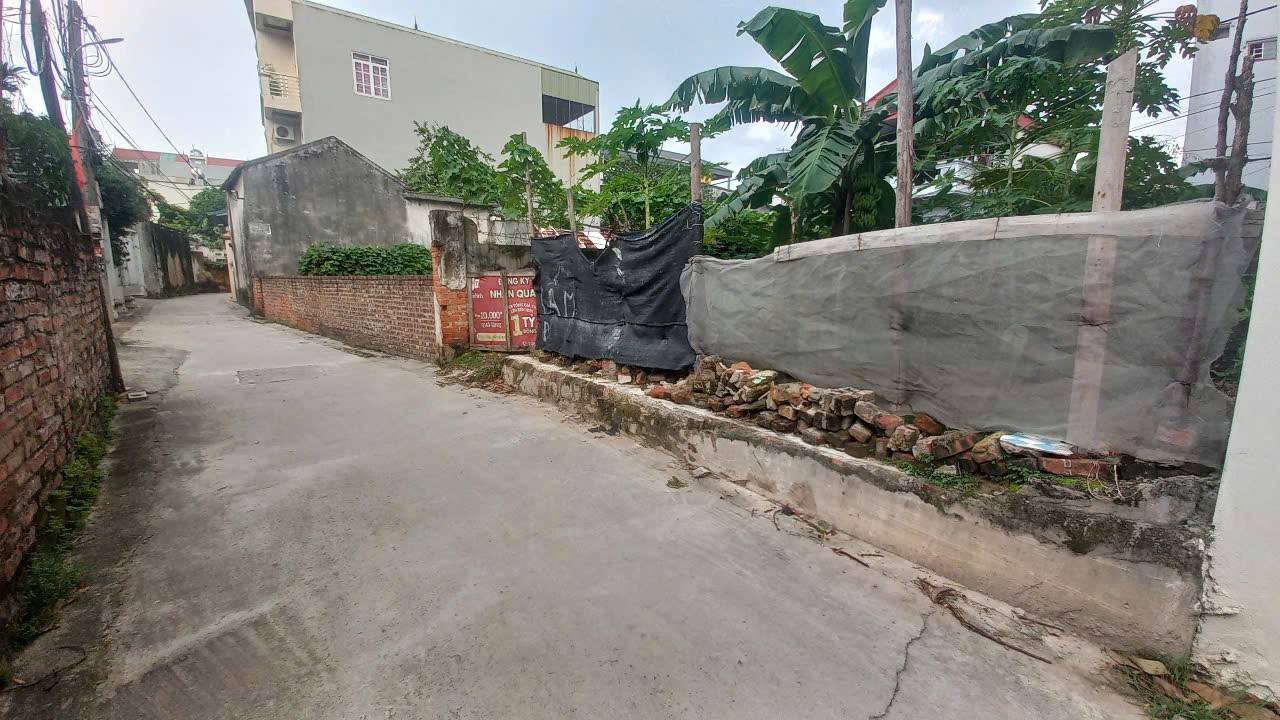 HIẾM ĐÂT 2 MẶT TIỀN TỔ 25 THỊ TRẤN ĐÔNG ANH CHỈ 4,2 TỶ